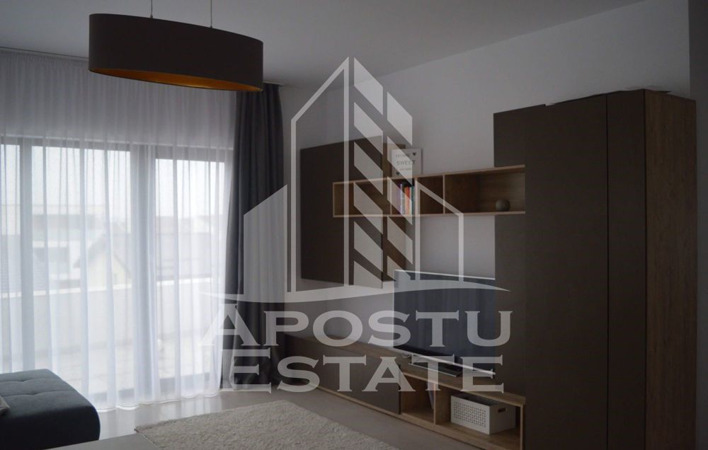 Apartament 3 camere, terasa 33mp+ loc de parcare, Aradului