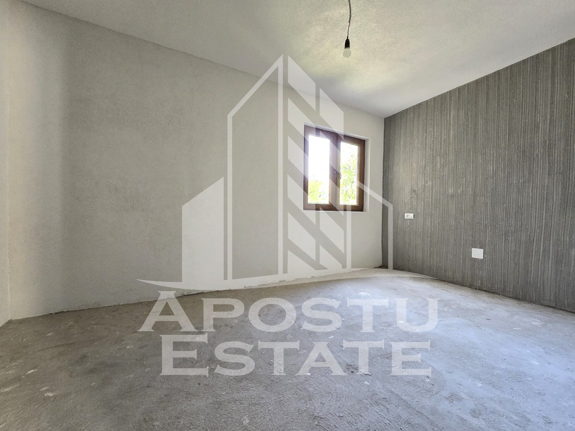 Apartament cu 3 camere, 59mp, Semidecomandat, in zona Aurel Vlaicu