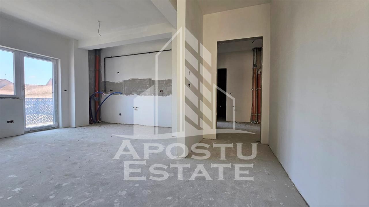 Apartament cu 3 camere bloc nou 68mp Semidecomandat in Micalaca