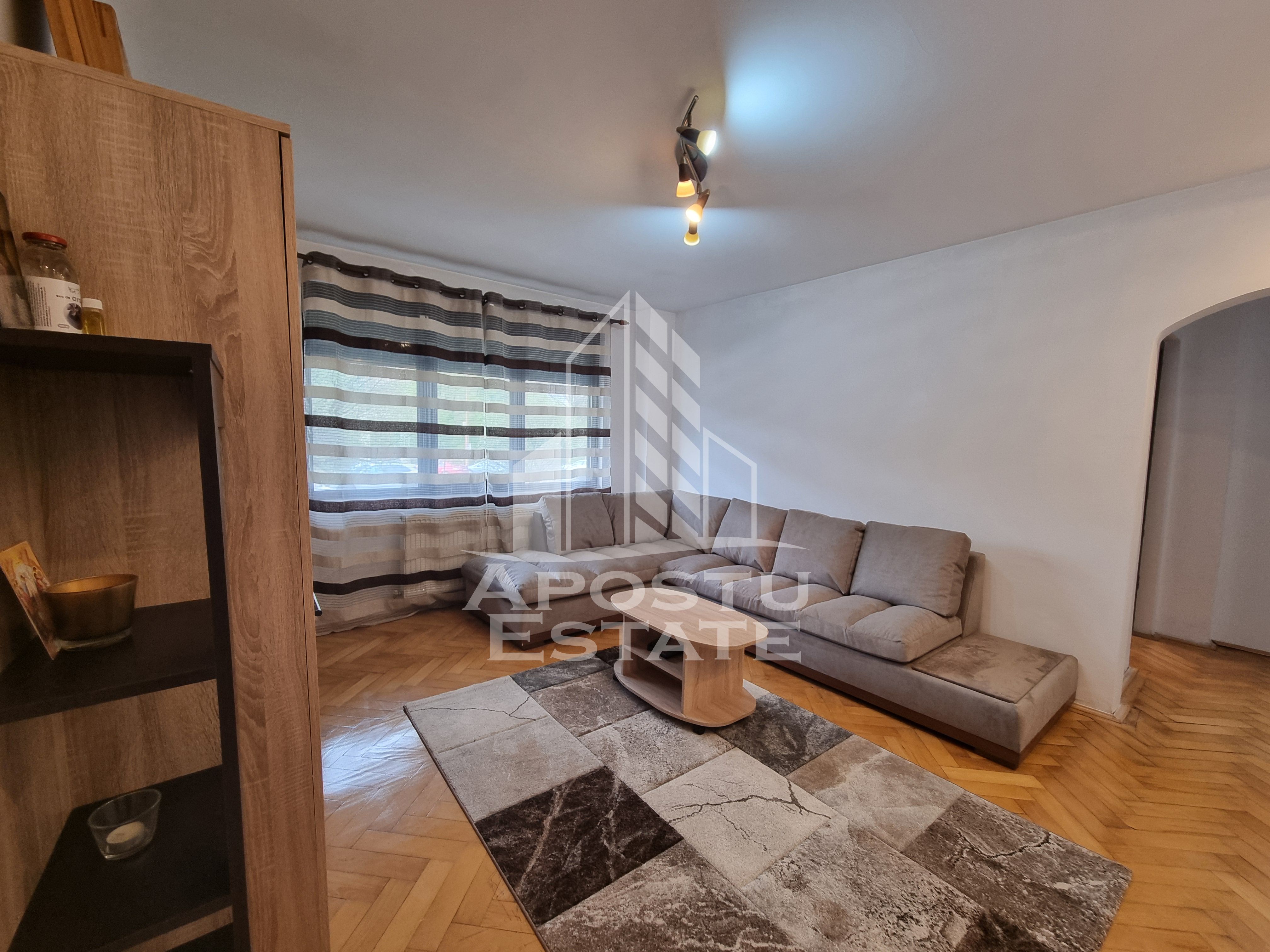 Apartament cu 3 camere in zona Take Ionescu, semidecomandat